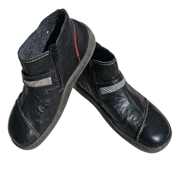 Rieker Black, Red Contrast Trim, Casual Ankle Boot Button Detail Zipper Size 39 - Picture 1 of 11